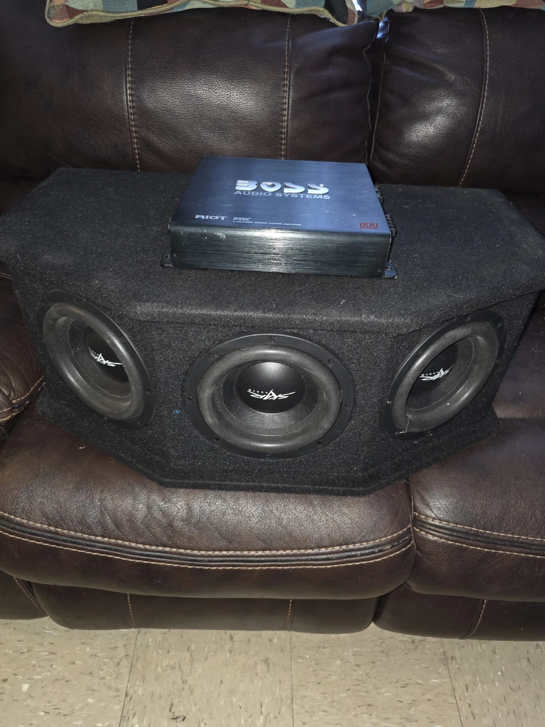 BOSS RIOT R4002 2 Channel MOSFET Power Amplifier - photo 5