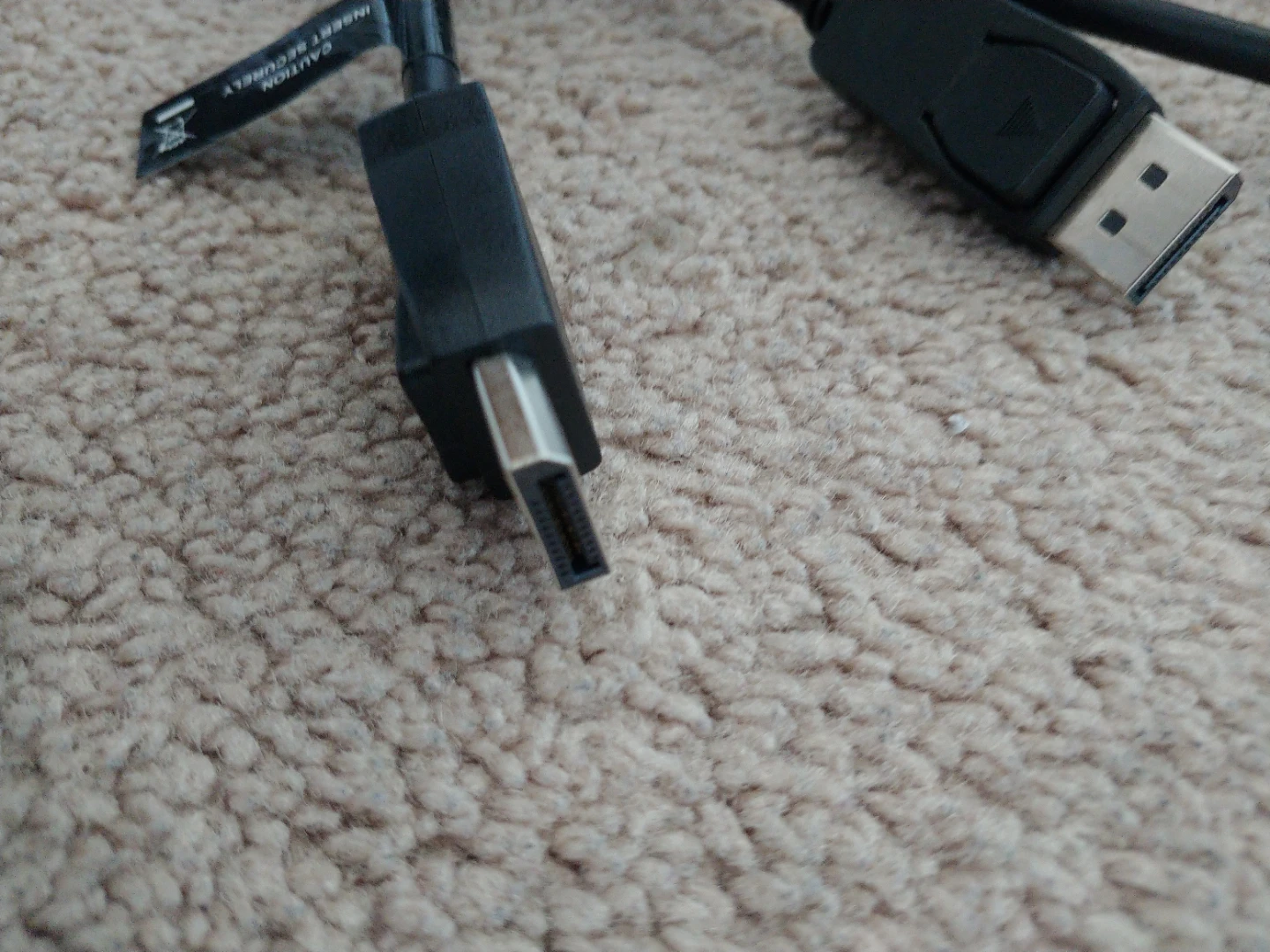Black DisplayPort Cable - photo 4