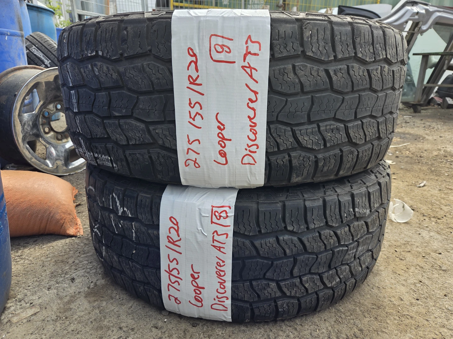 2 x Cooper Discoverer AT3 Tires 275/55R20
