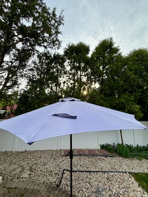 Patio Umbrella with Iron stand included - photo 4