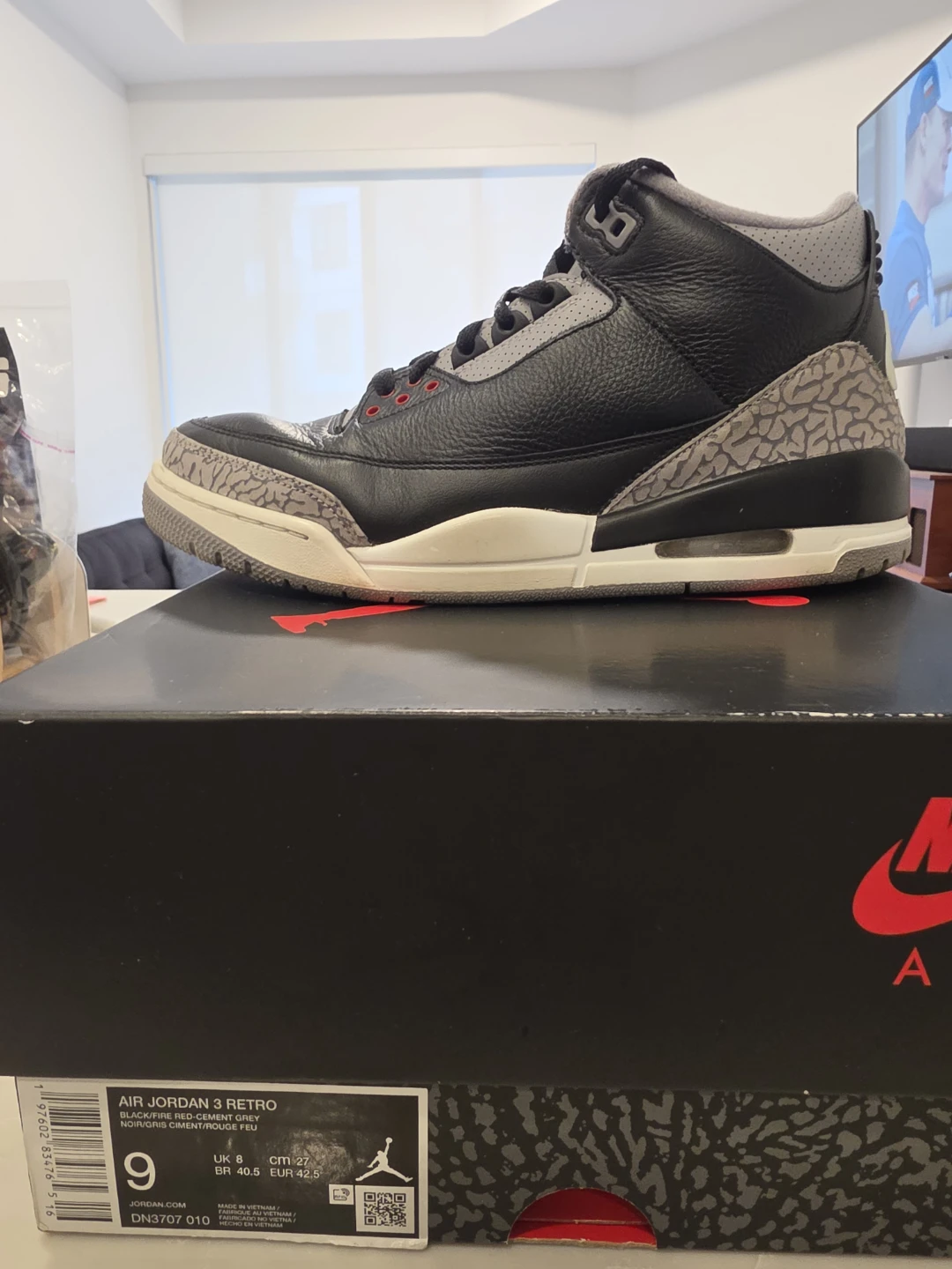Air Jordan 3 Retro Sneakers - Size 9