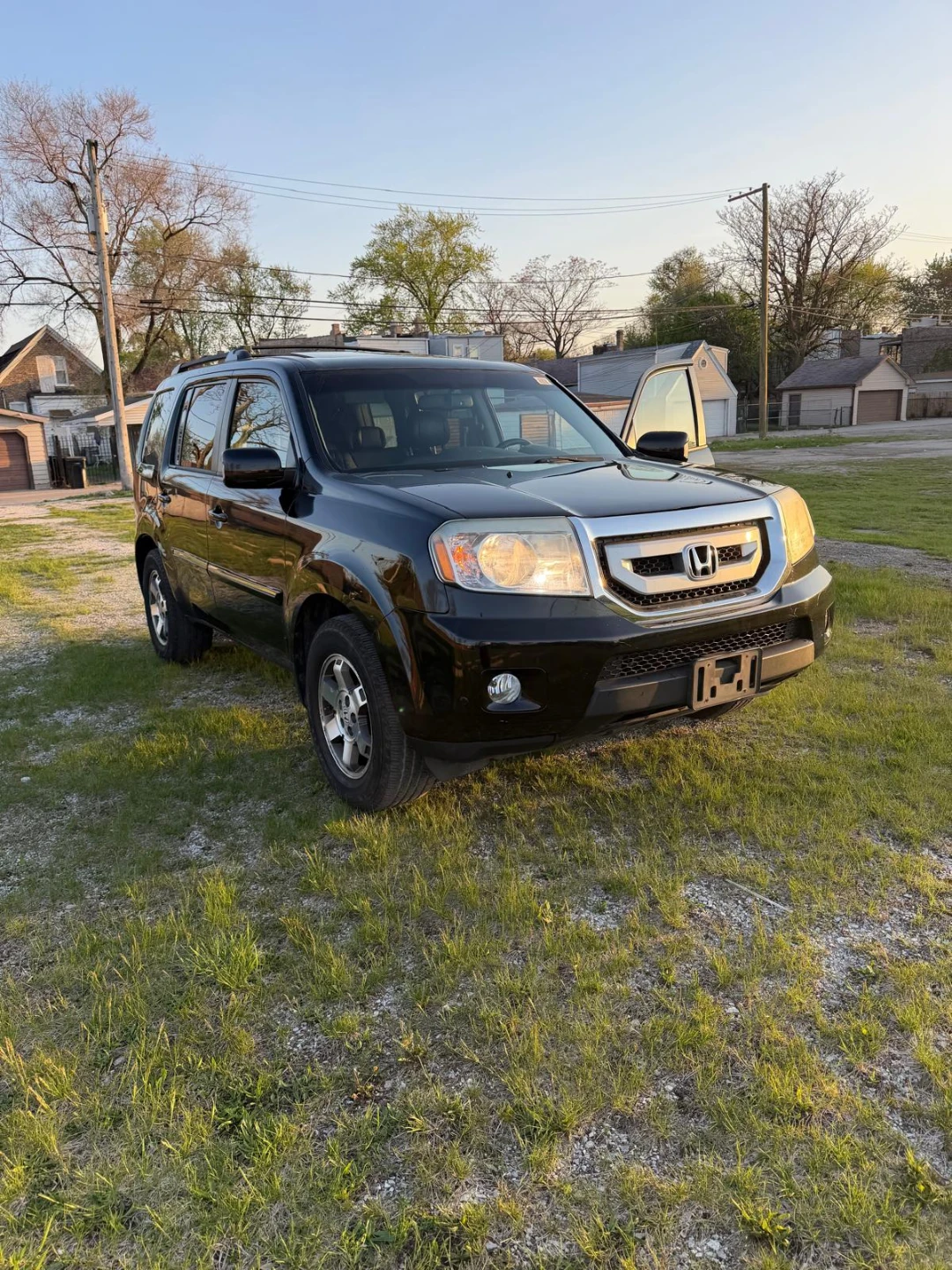 Black Honda Pilot Touring 4WD SUV 201.K - photo 2