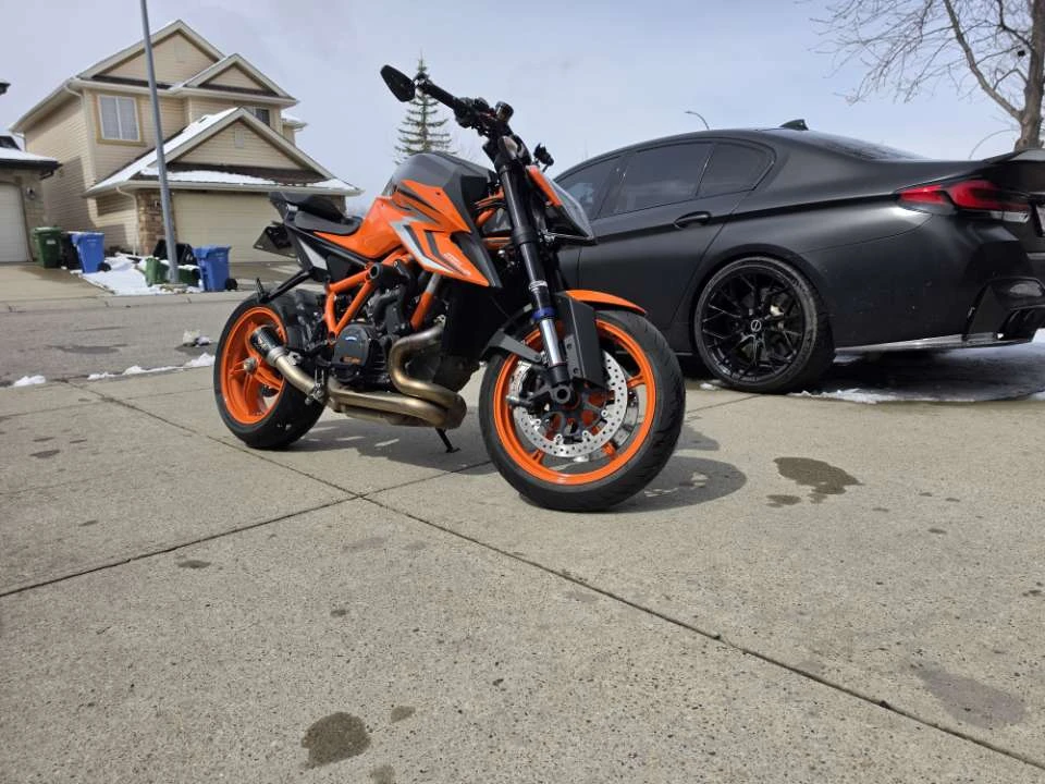 KTM 1290 Super Duke R  Evo - photo 3