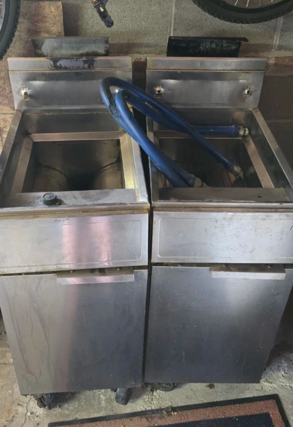Commercial Deep Fryers (Pair)