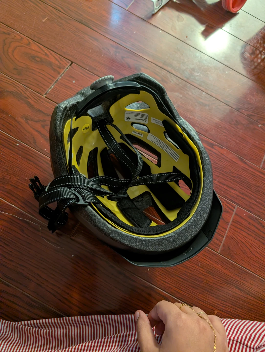 Lumos Ultra MIPS Bike Helmet with LED Lights - photo 4