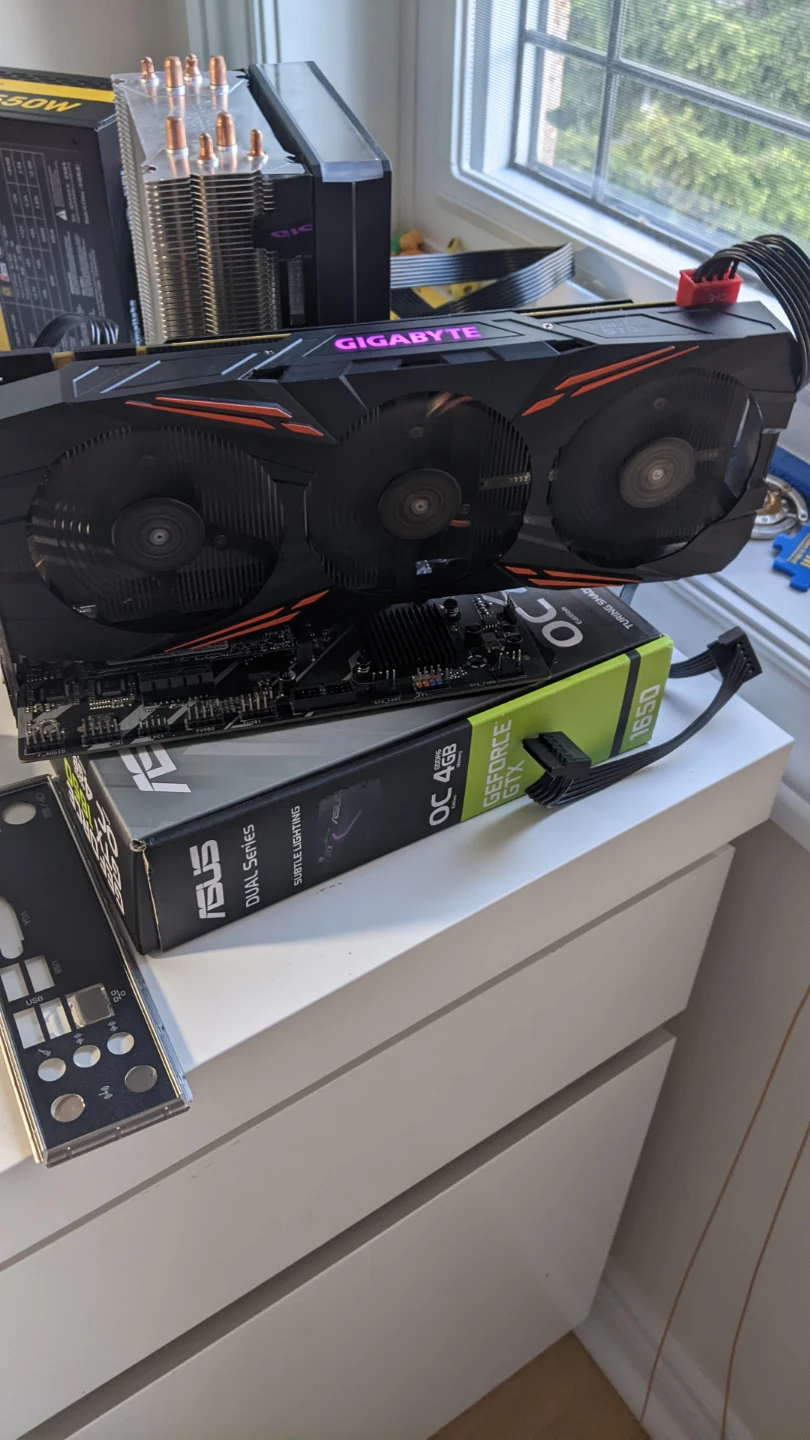 GTX 1070 and 16 gb ddr4 3200mhz - photo 2