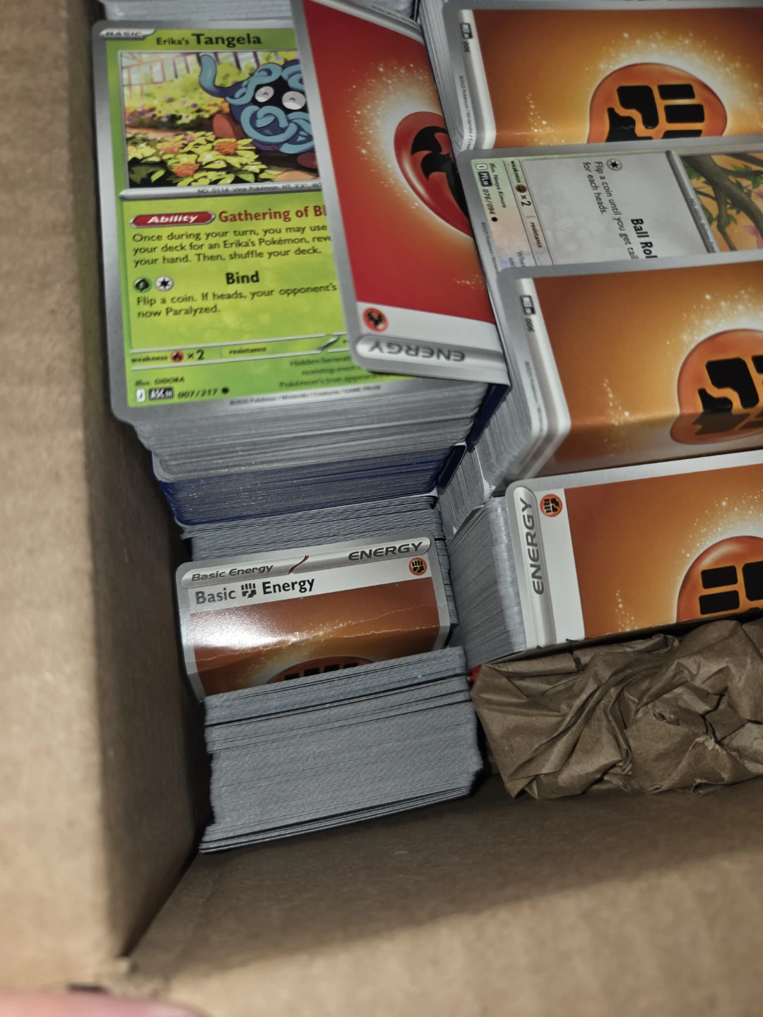 2900 Pokemon TCG bulk - photo 2