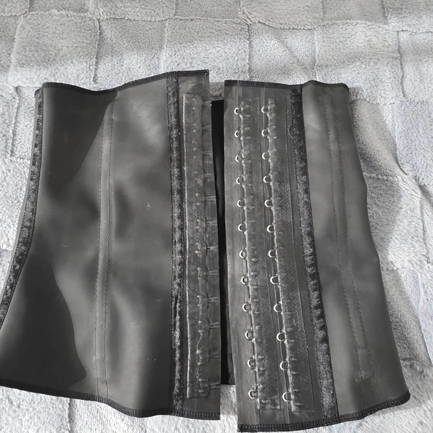 Black Latex Waist Trainer Cincher - photo 2