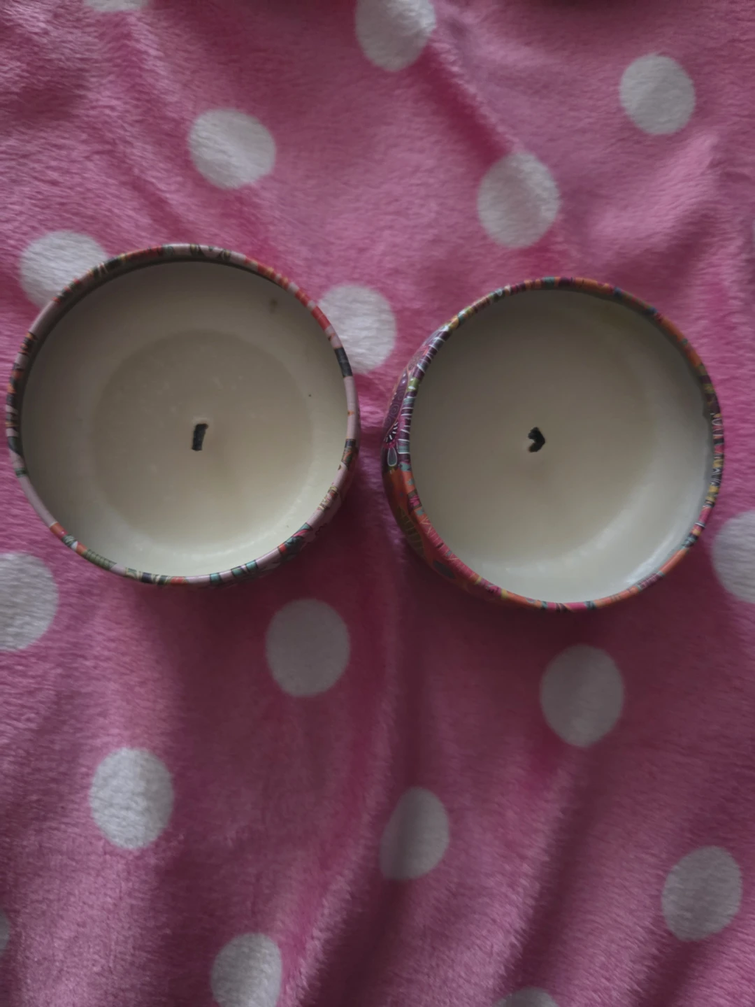 Set of 2 Decorative Scented Candles in Tins - photo 2