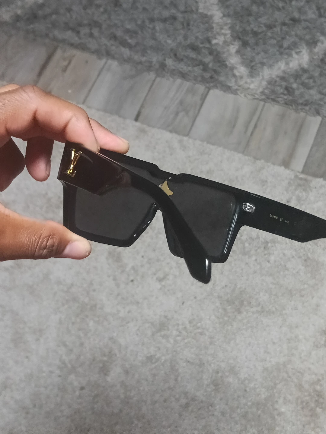 Louis Vuitton Black Square Sunglasses - photo 4