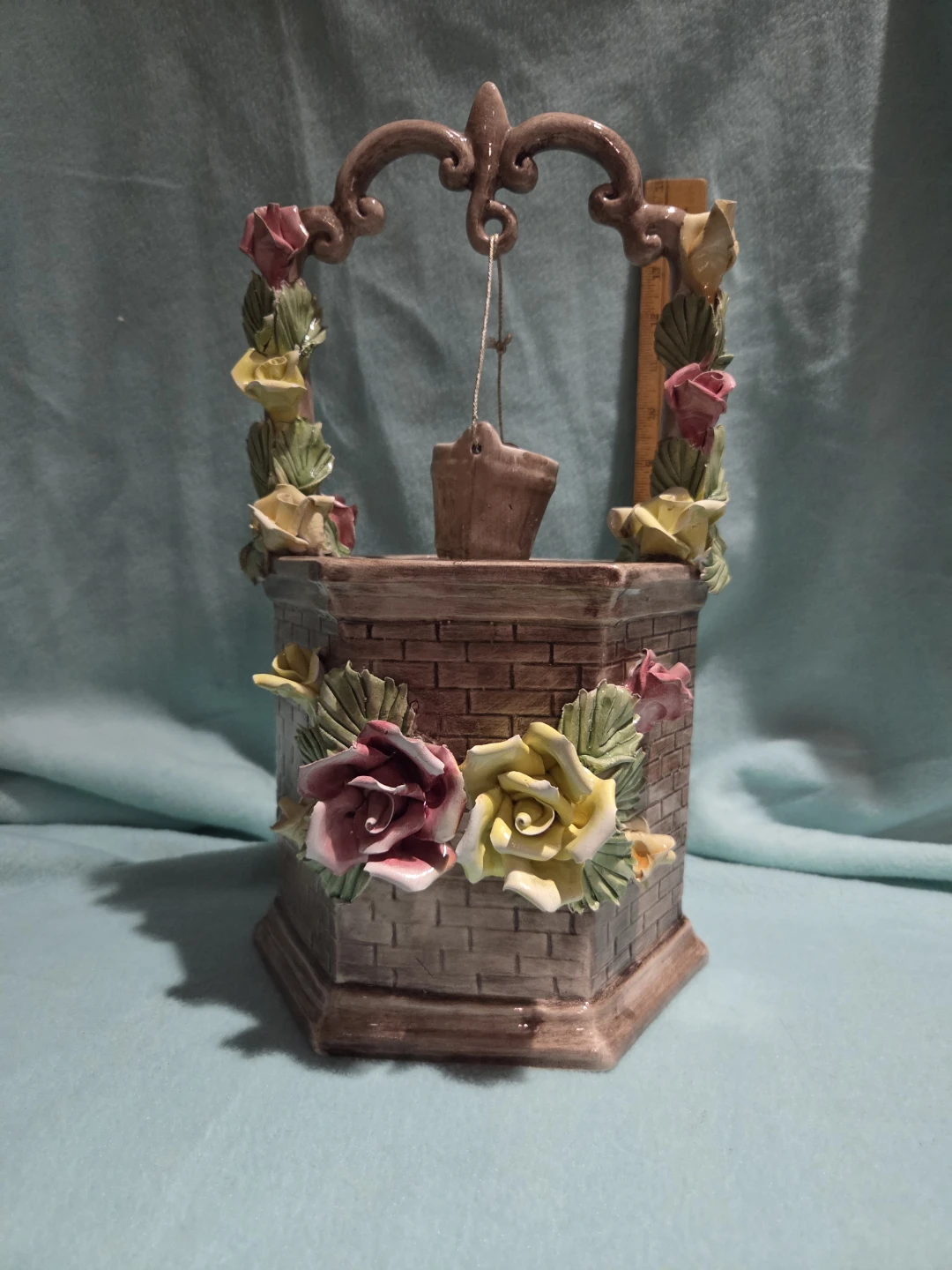 Decorative Ceramic Wishing Well Figurine