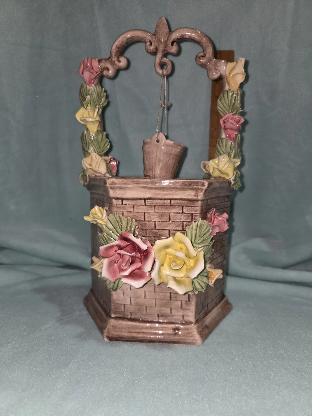 Decorative Ceramic Wishing Well Figurine - photo 2