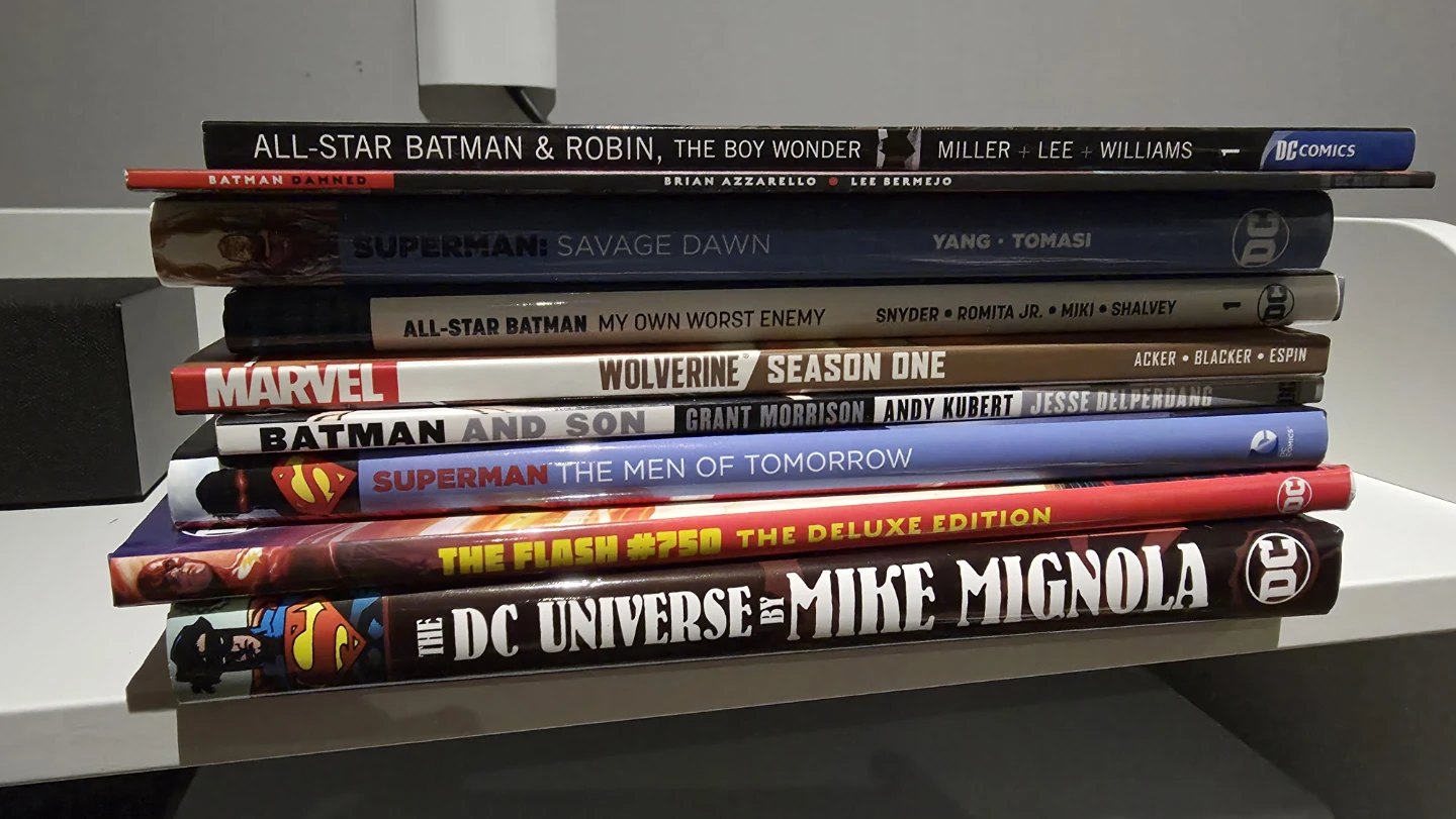 Graphic novel/books - photo 3