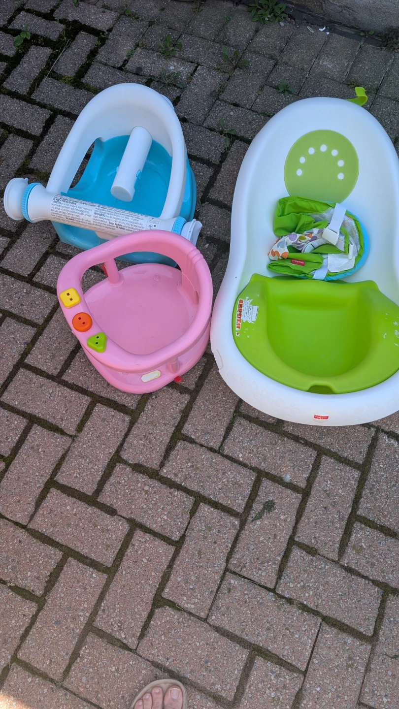 Fisher-Price Baby Bath Tub and Seat