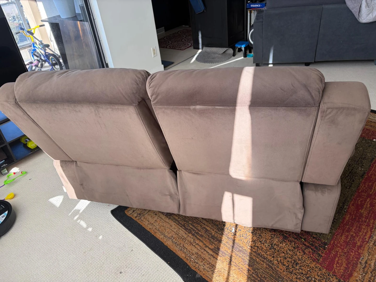 Brown Loveseat Recliner - photo 4