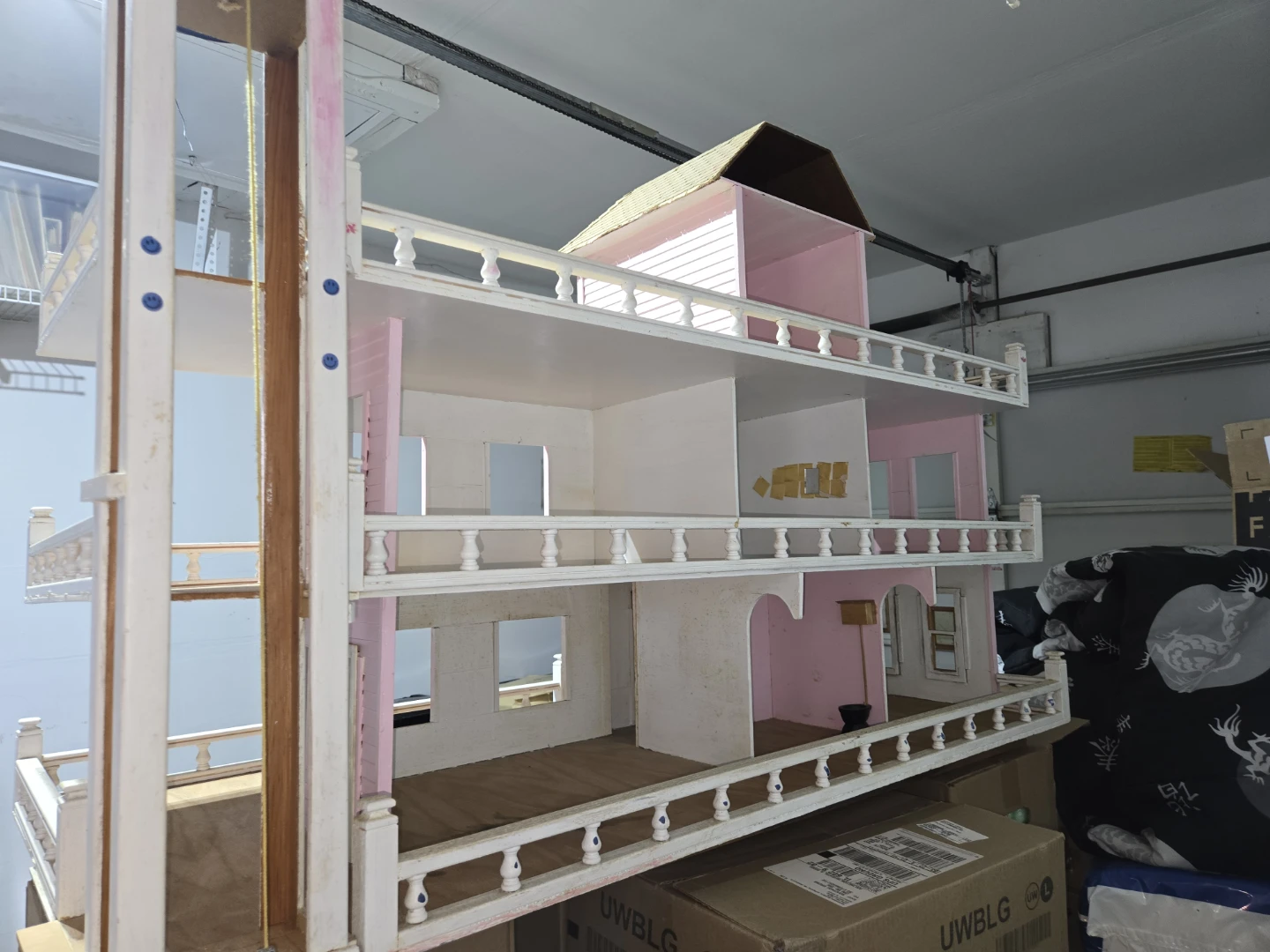 Pink Victorian Dollhouse - photo 4