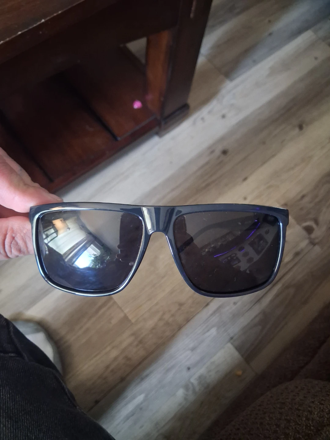 Alfred Sung mens shades