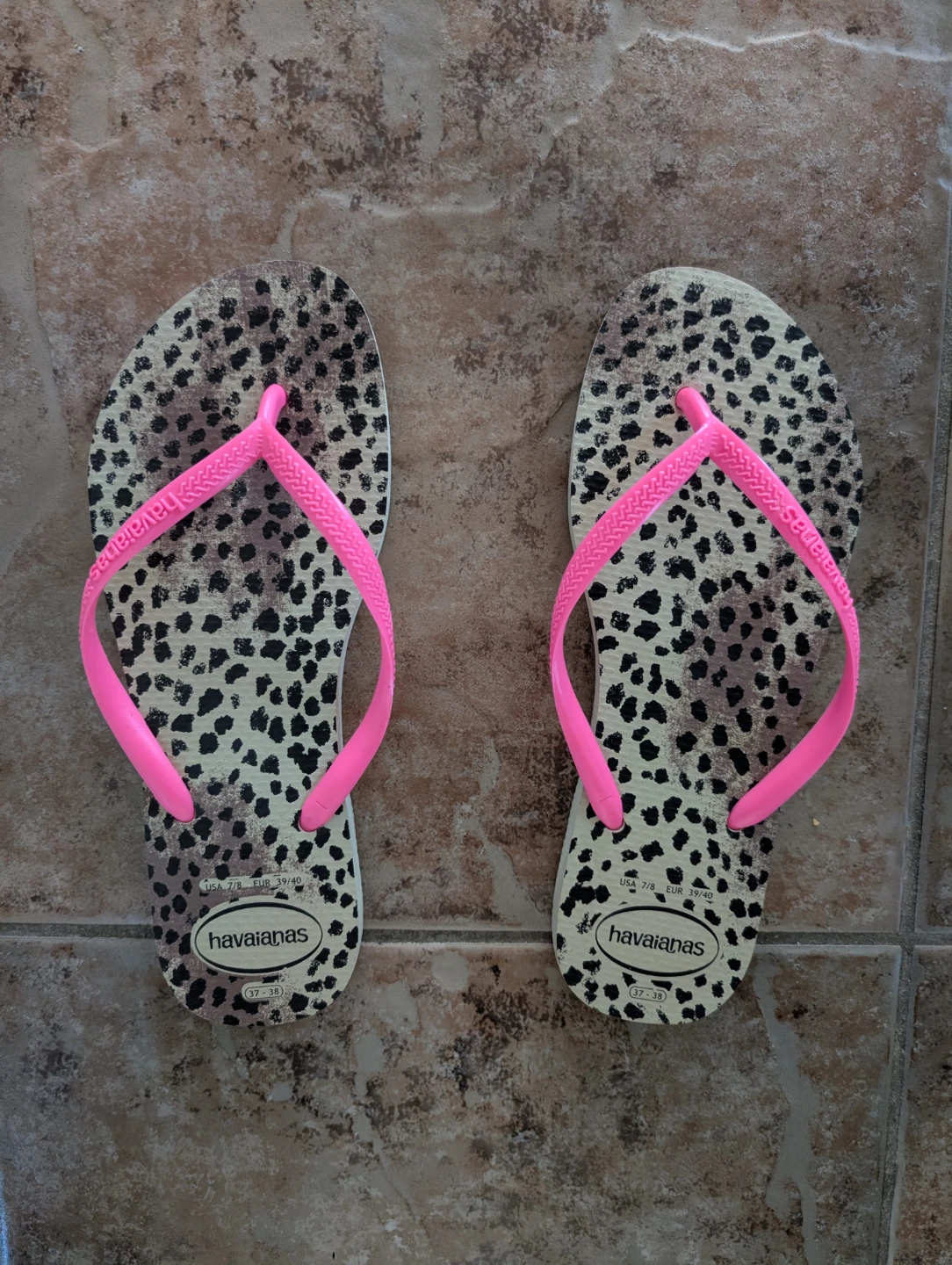Havaianas Flip Flops - Size 7/8 (US Women's) - photo 2