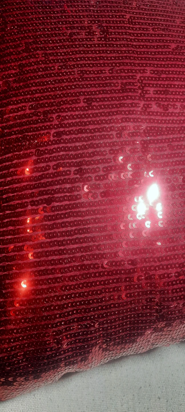 Like New x2 Red sequin throw pillow - photo 2