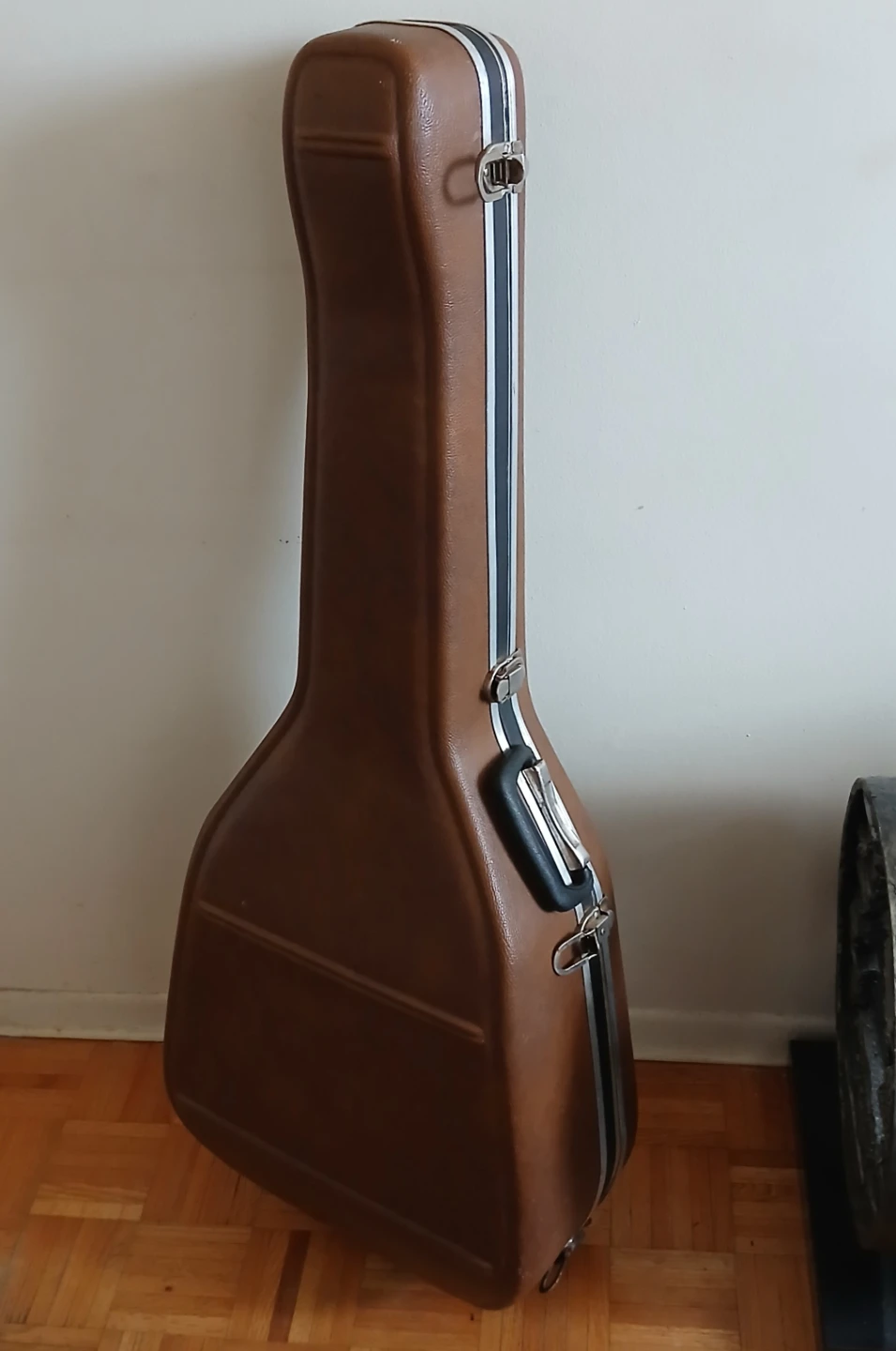 Late 60s early 70s Ovation Acoustic Guitar with Hard Case - photo 4