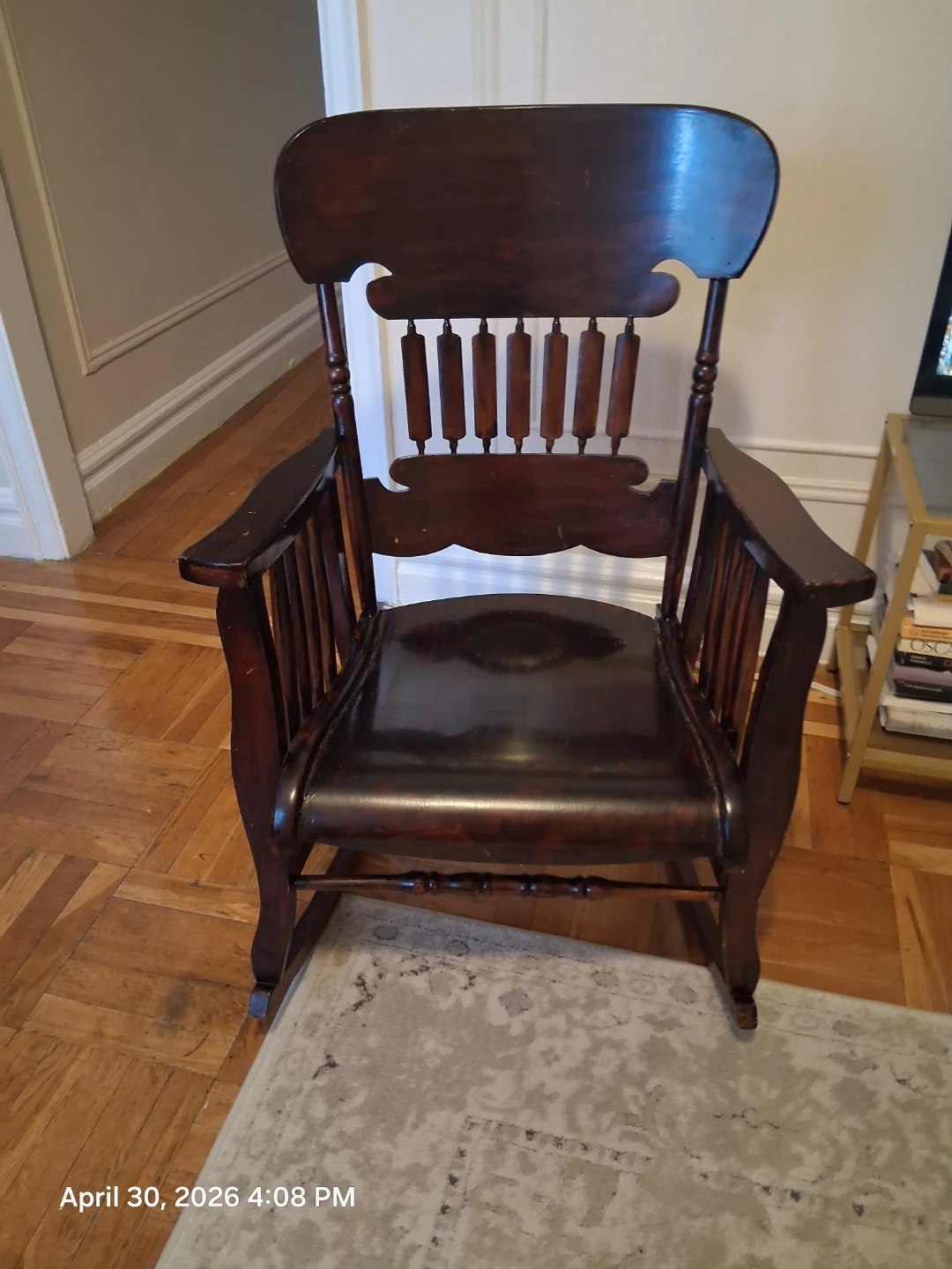 Antique Wooden Rocking Chair - photo 3