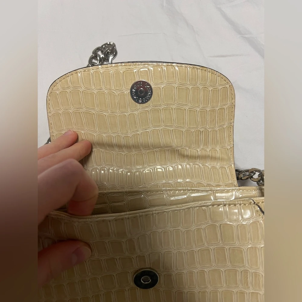 ASOS Cream Croc-Embossed Shoulder Bag with Silver Chain - photo 5