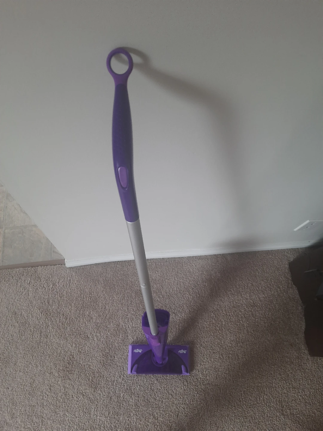 Swiffer WetJet Mop - Purple ( Battery operated) - photo 3