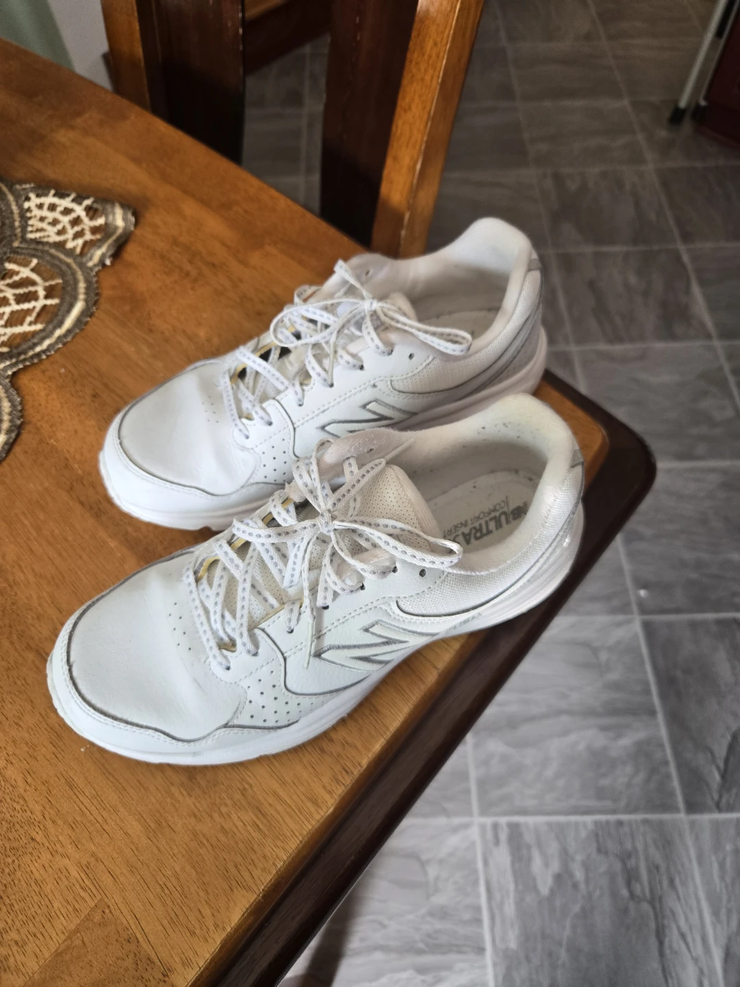 New Balance Women's WA411LW1 Running Shoes Size 7.5