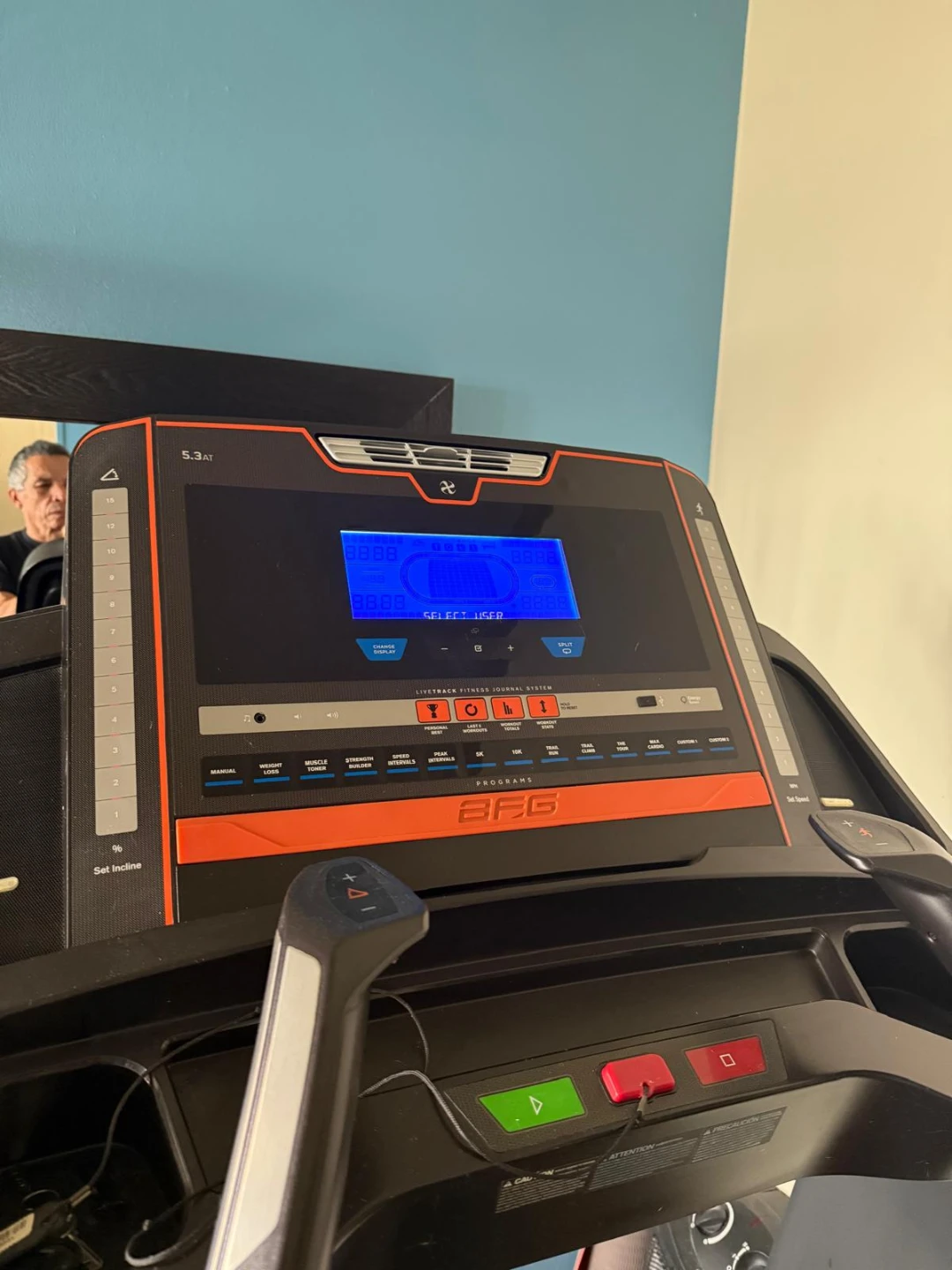 AFG Treadmill (Model 5.3AT / 7.3AT) - Excellent Condition - photo 3