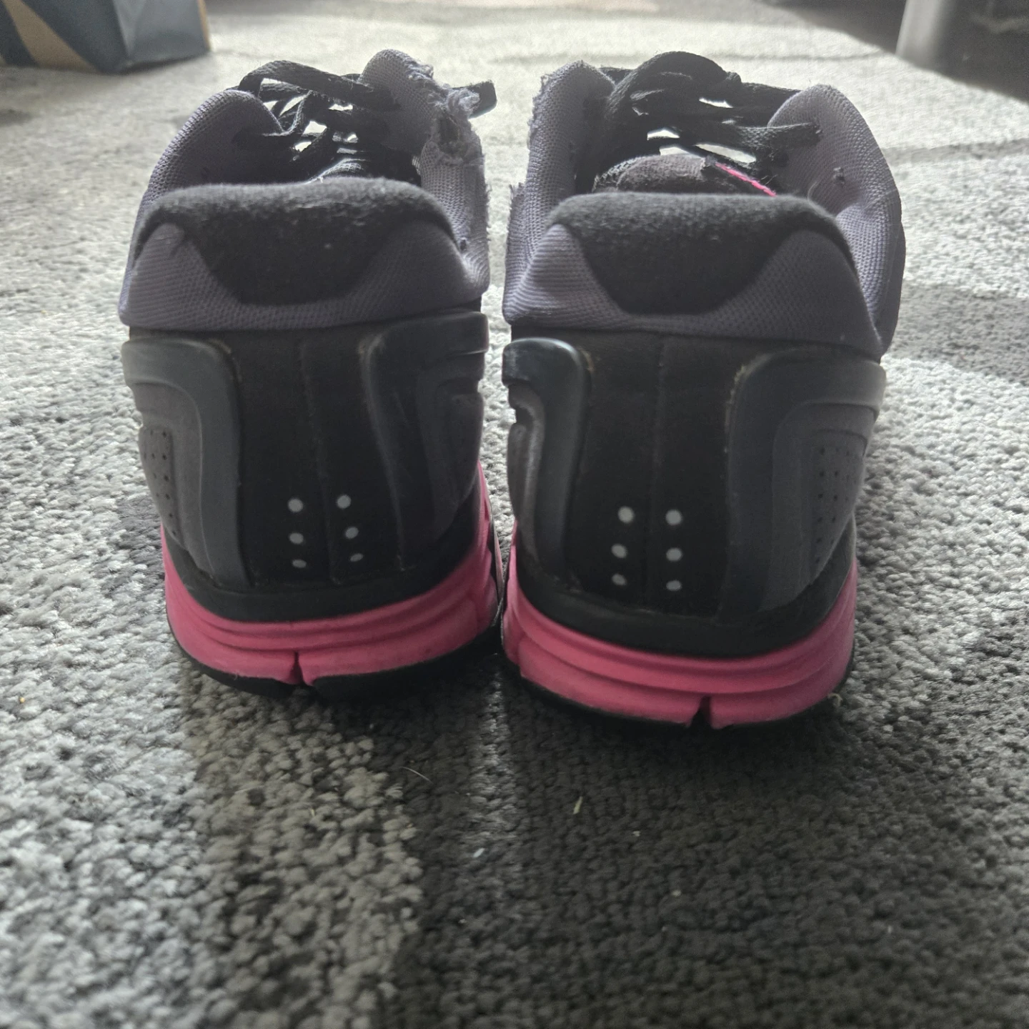 FREE Women's Size 10 Nike Lunarglide 2 - photo 3