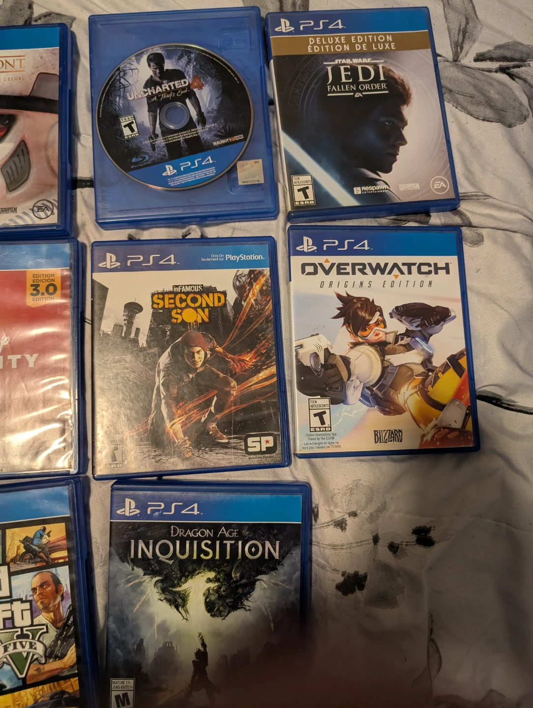 PlayStation 4 Console with Controller and Games - photo 2