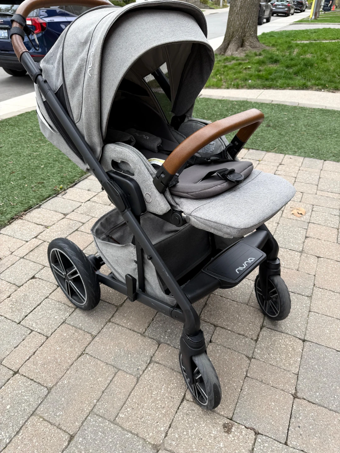 Nuna Mixx Stroller - Grey