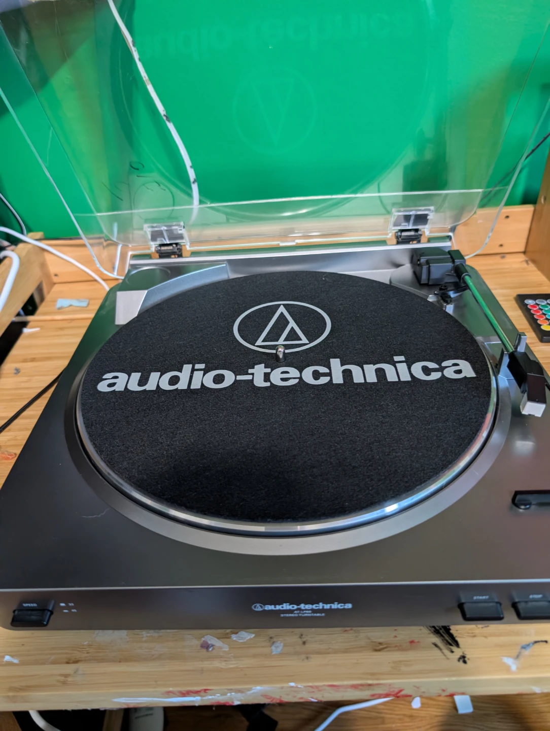 Audio-Technica Turntable LP-60 - photo 2