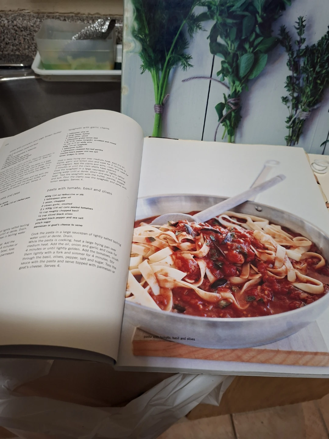 Off the Shelf Cookbook by Donna Hay - photo 3