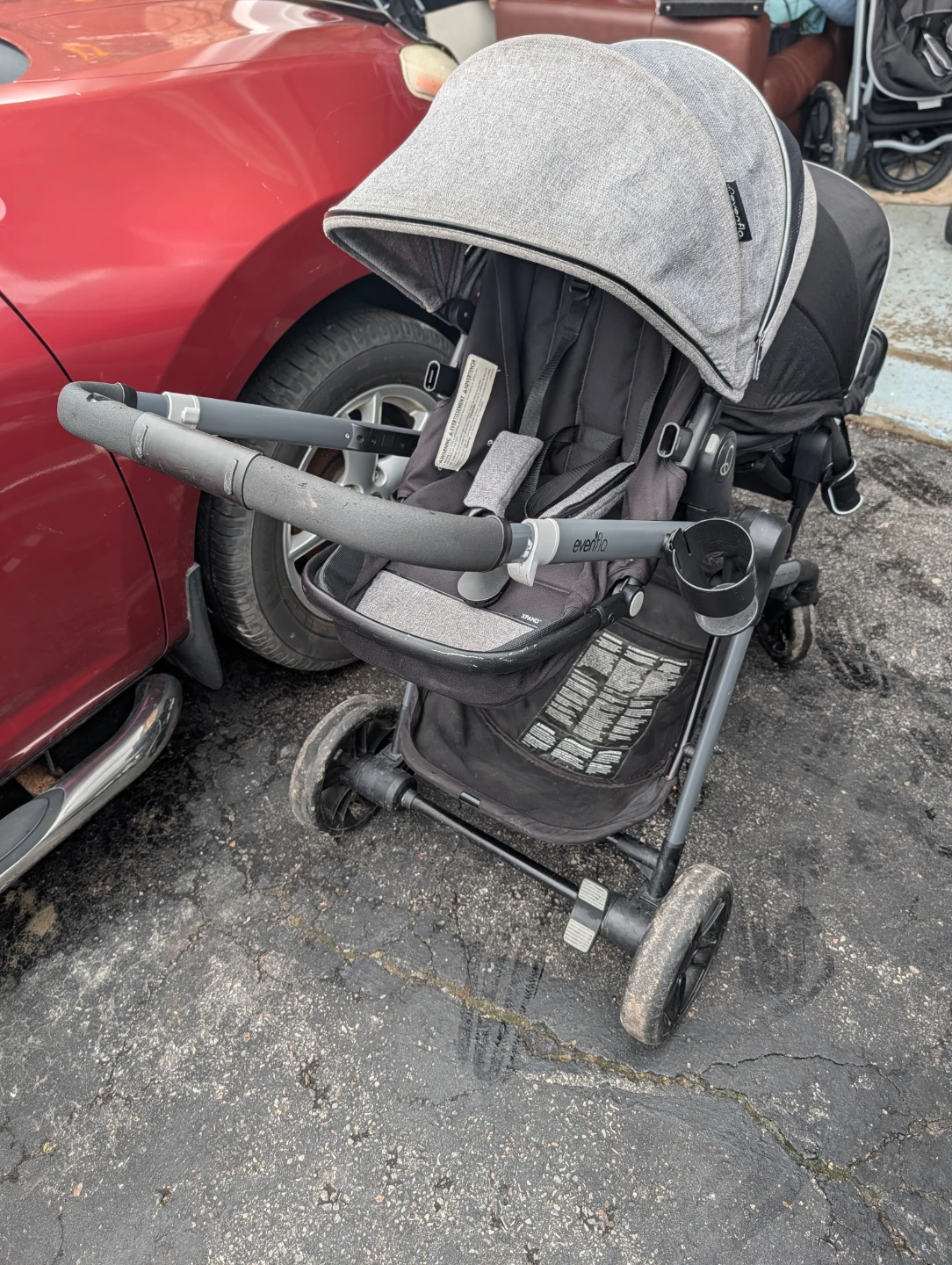 Evenflo Pivot Xplore Double Stroller - Charcoal Grey - photo 2