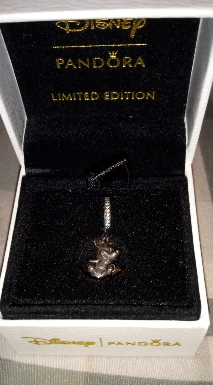Pandora Limited Edition Disney 90 Years of Magic Mickey Charm - photo 2