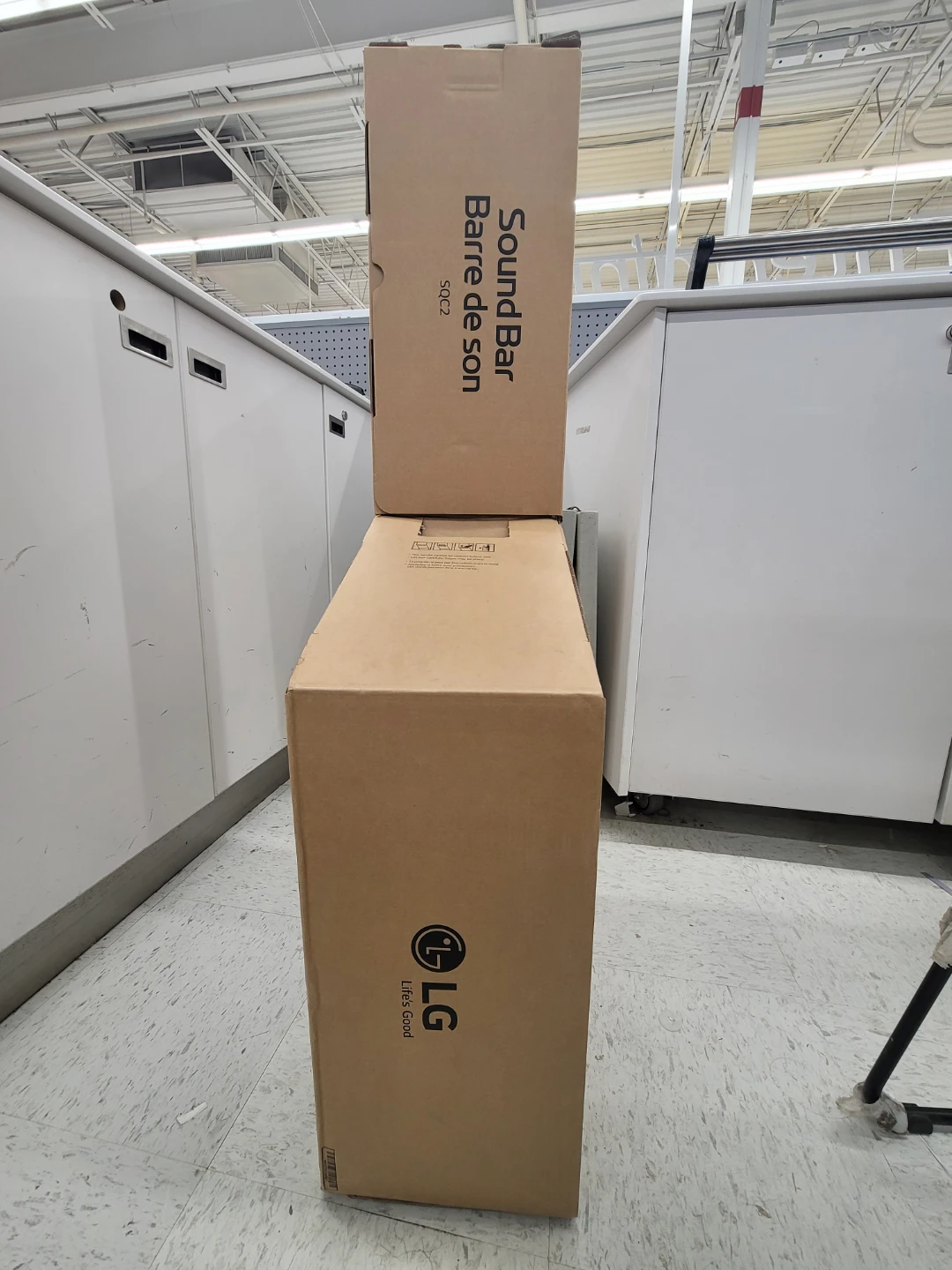 LG Sound Bar with Wireless Subwoofer - brand new in box - photo 3