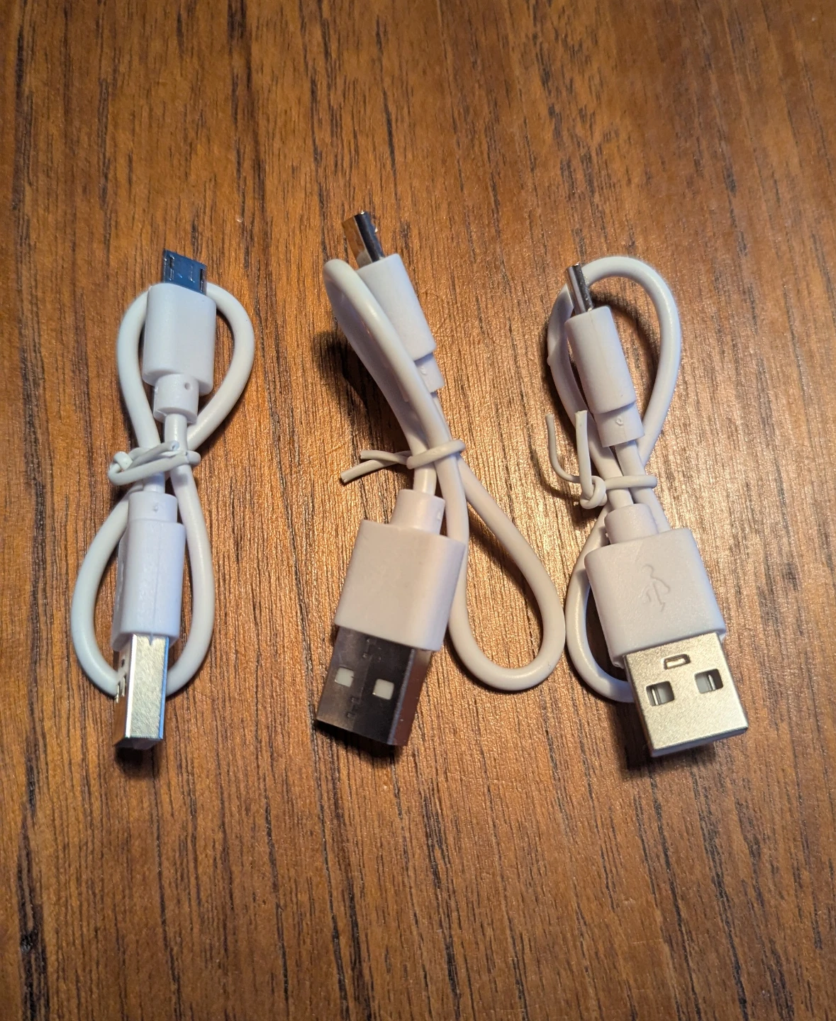 3 short USB Charging Cables