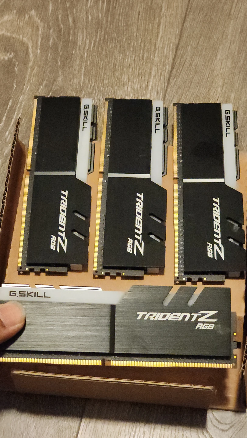 G.Skill Trident Z RGB 32GB RAM (working video attached) - photo 3