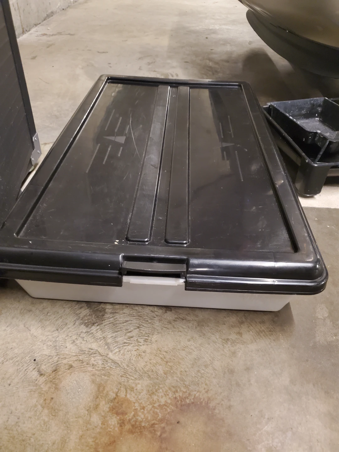 Plastic Storage Bin with Lid