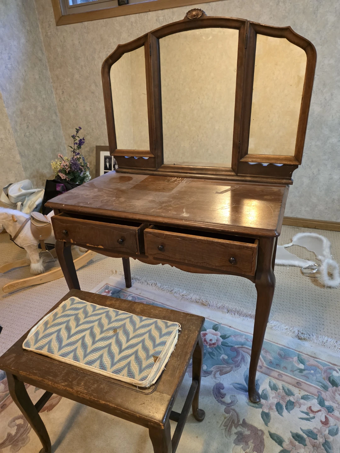 Antique Tri-Fold Vanity Dressing Table