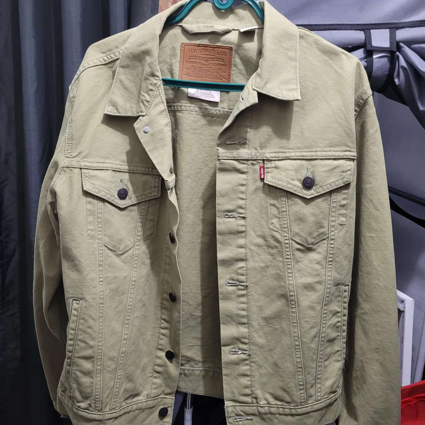 Levi's Trucker Jacket - Size M