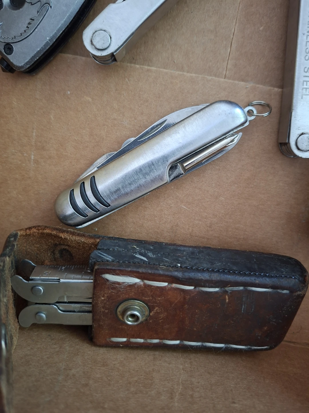 Assorted Multi-tools and knives - photo 5