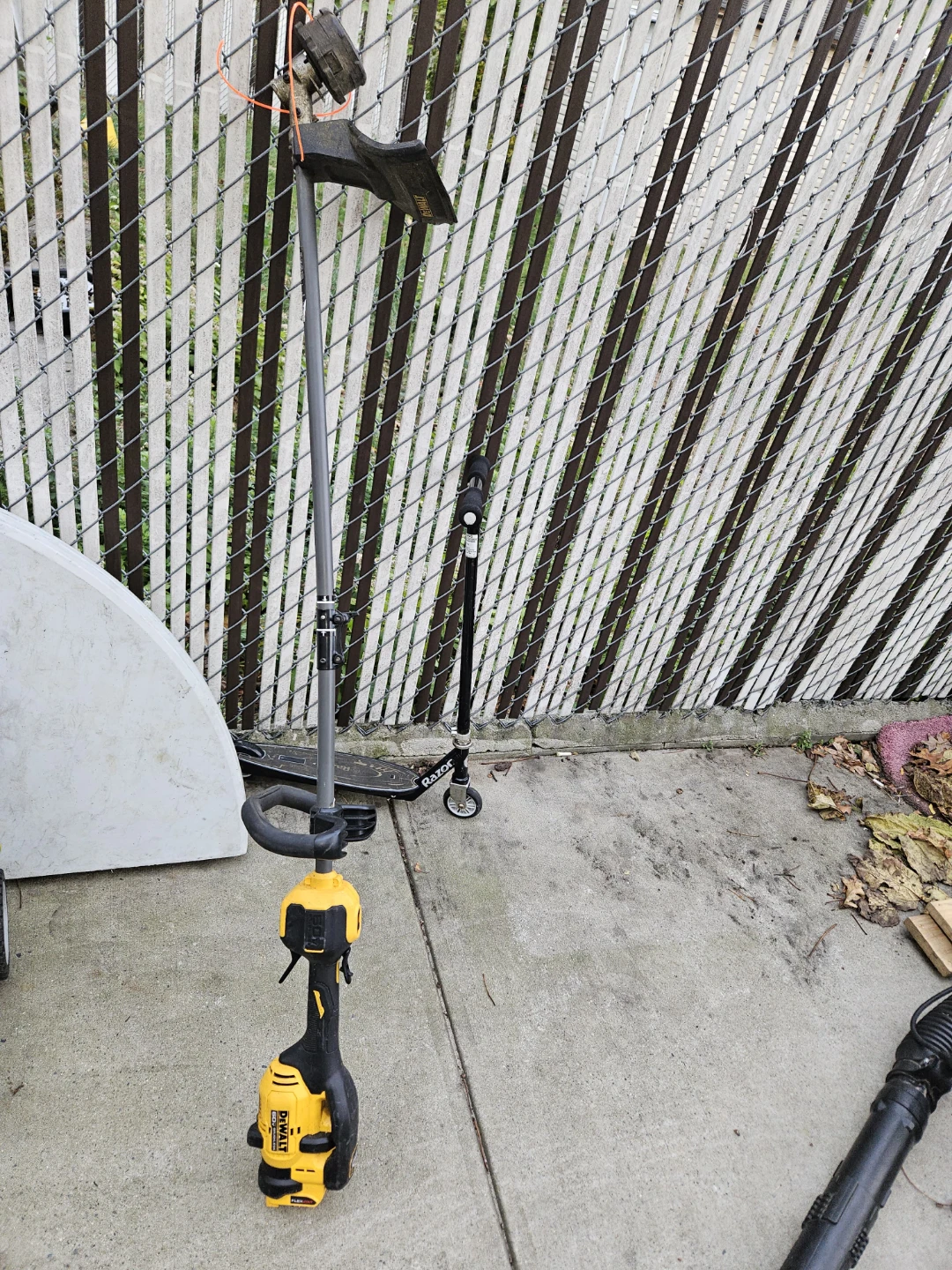 DeWalt 60V Brushless Flexvolt max 15 inch - photo 2