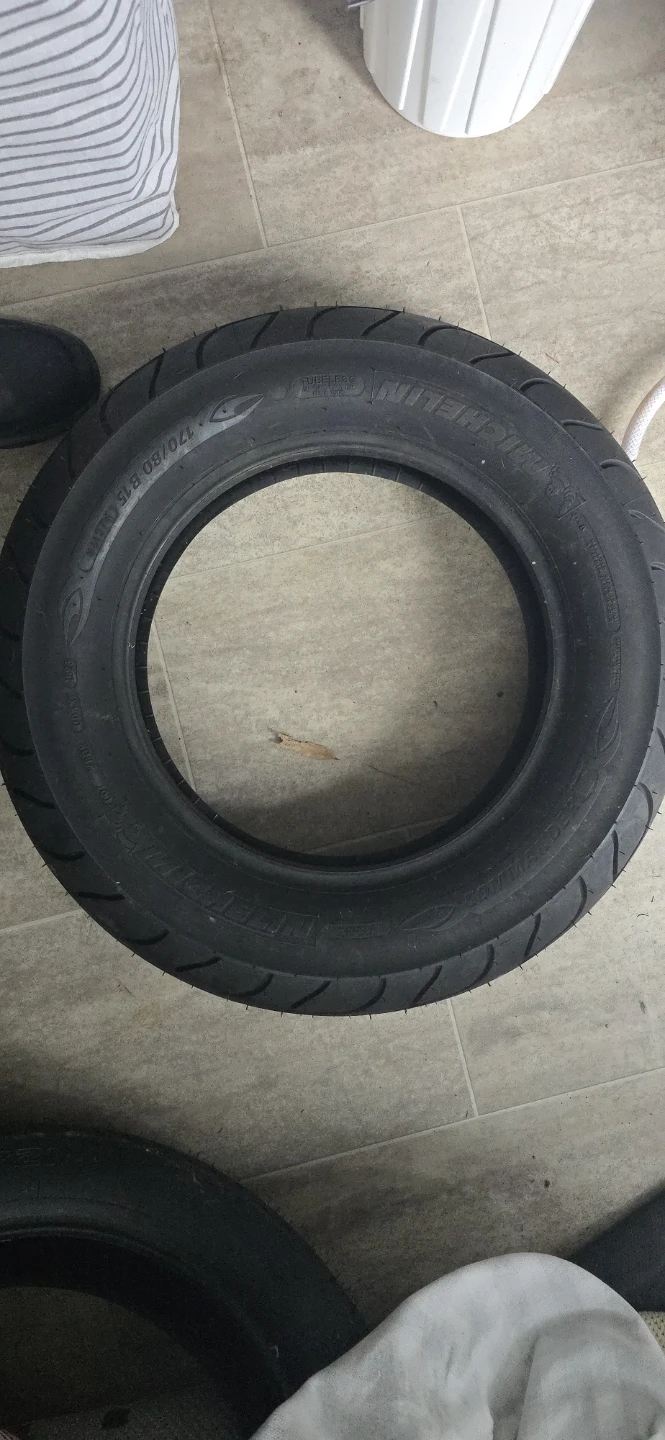 Motorcycle tires - photo 3