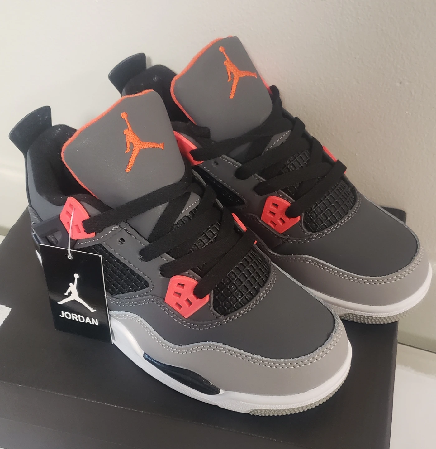 Brand new Jordan 4 Kids Fear Size 2y