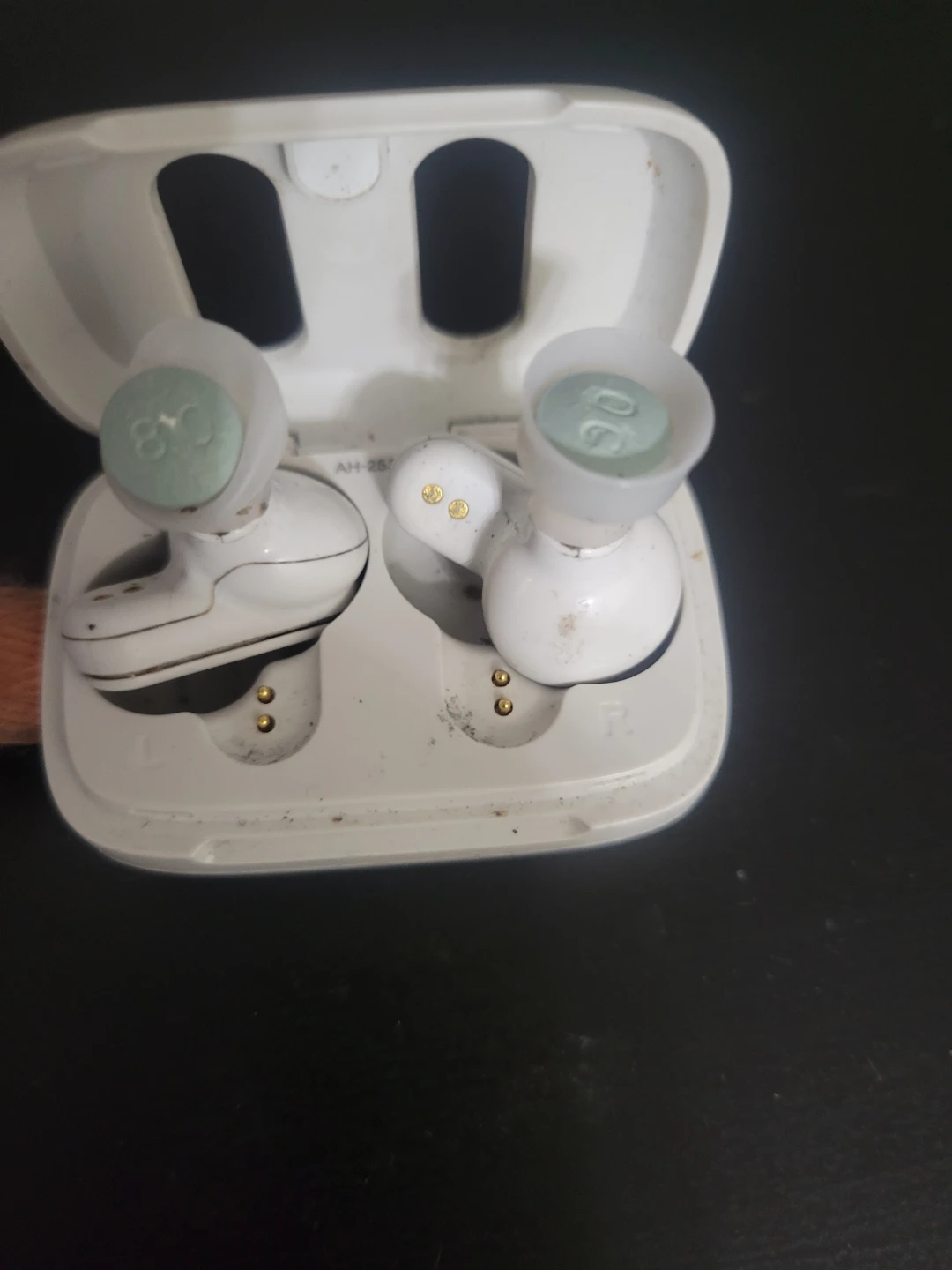 White Wireless Earbuds oxee80 - photo 2
