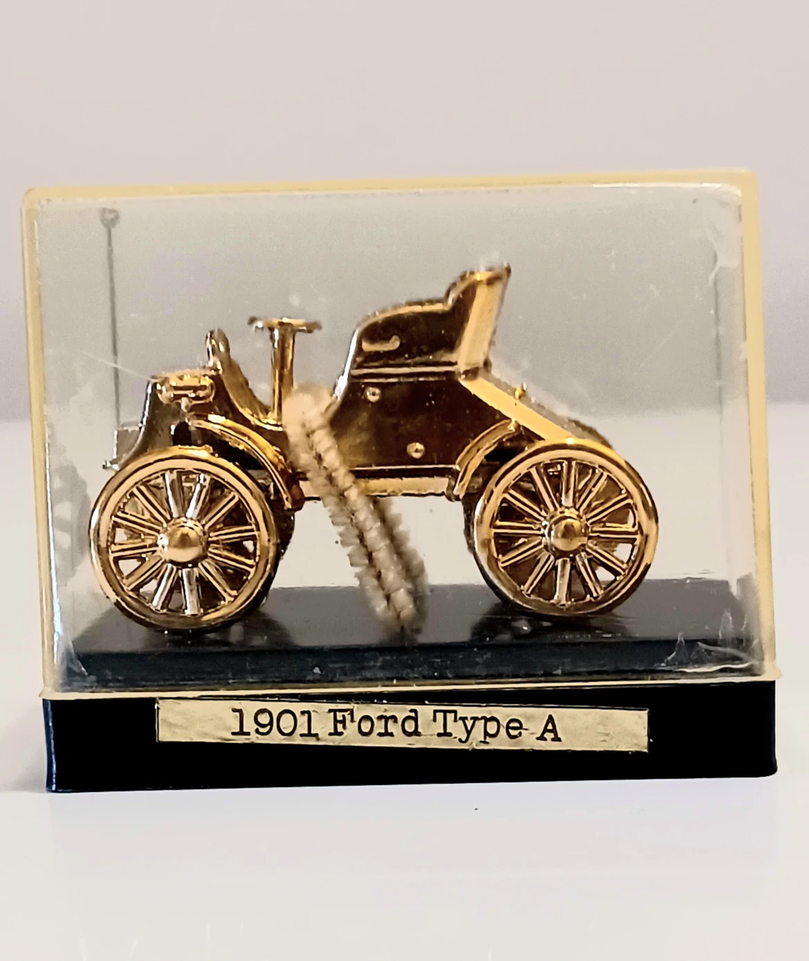 "Antique Car" Diecast Miniatures Set - photo 5