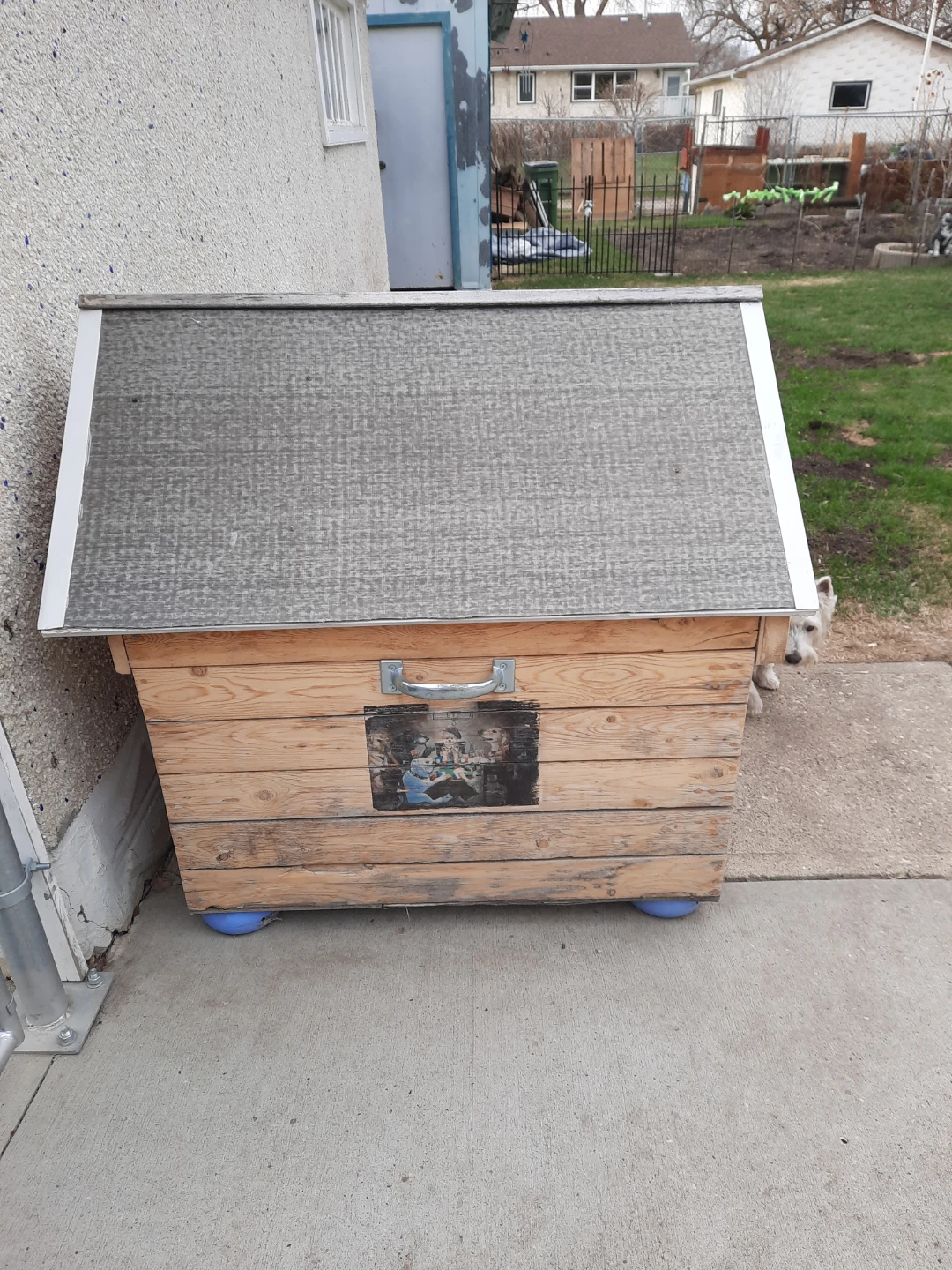 Wooden Dog House (fully  isolated) - photo 4