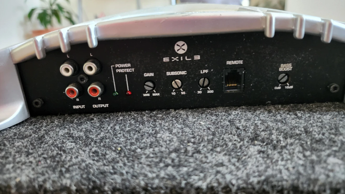 Exile X400.1 Amplifier and DUB Audio Series Subwoofer - photo 4